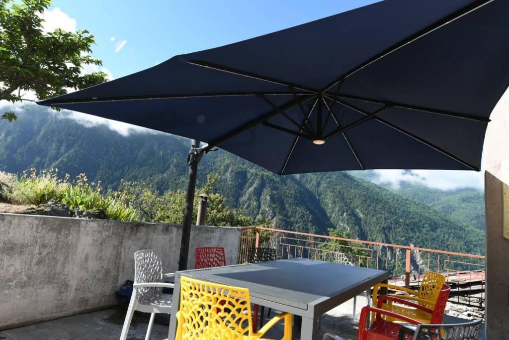 Logement Renove Avec Vue Panoramique La Saussaz Exterior photo