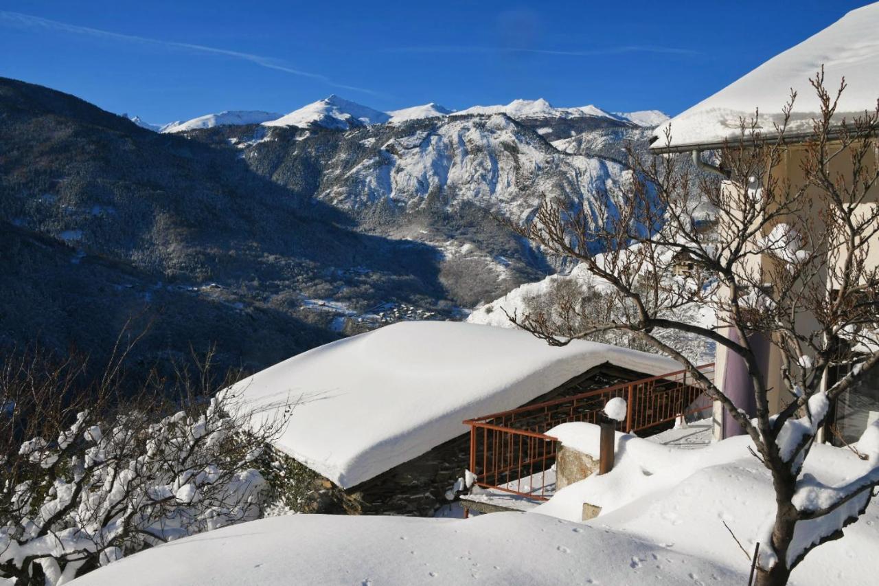 Logement Renove Avec Vue Panoramique La Saussaz Exterior photo